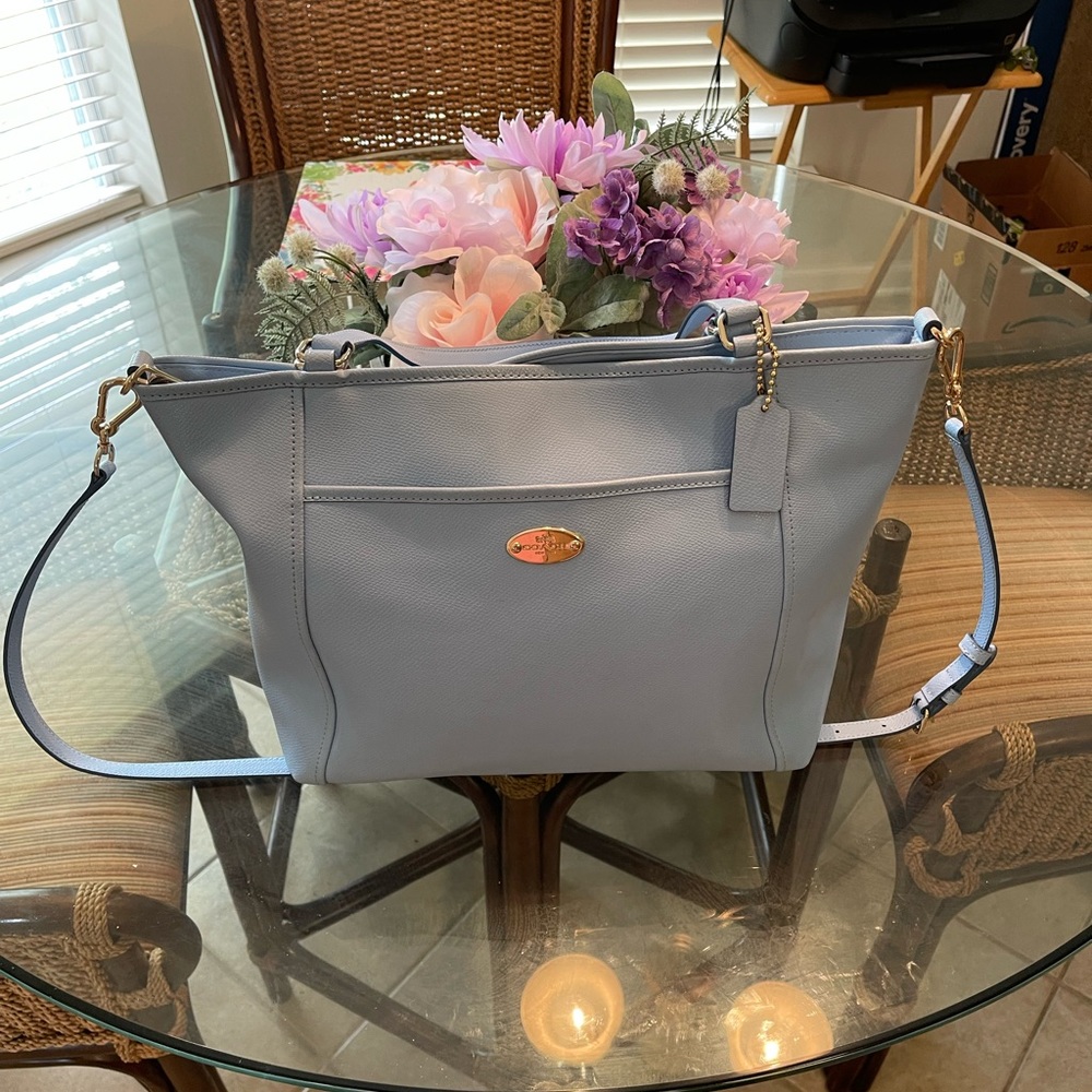 COACH CROSSGRAIN LEATHER POCKET TOTE HANDBAG. EXCELLENT PRE-LOVED CONDITION!